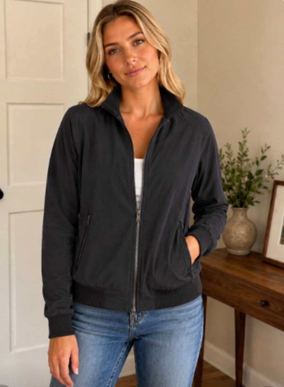 Athleta Brooklyn Bomber Jacket Black Size Medium Lightweight Travel